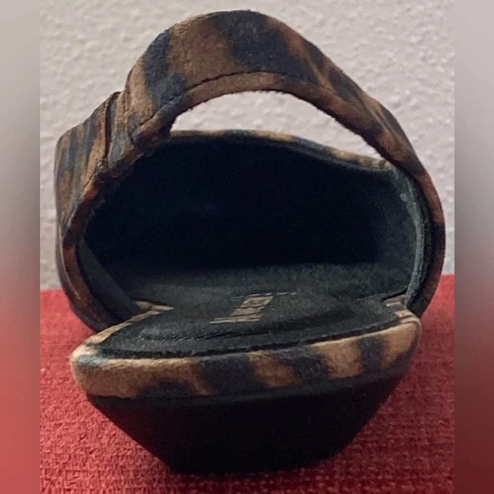 NWT… ANN KLEIN LEOPARD SLINGBACK FLATS - Picture 10 of 16